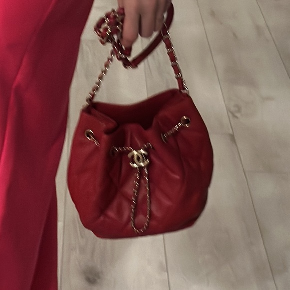 Chanel Cc Chain Drawstring Bucket Bag Quilted Lambskin Mini Satchel - Picture 8 of 15